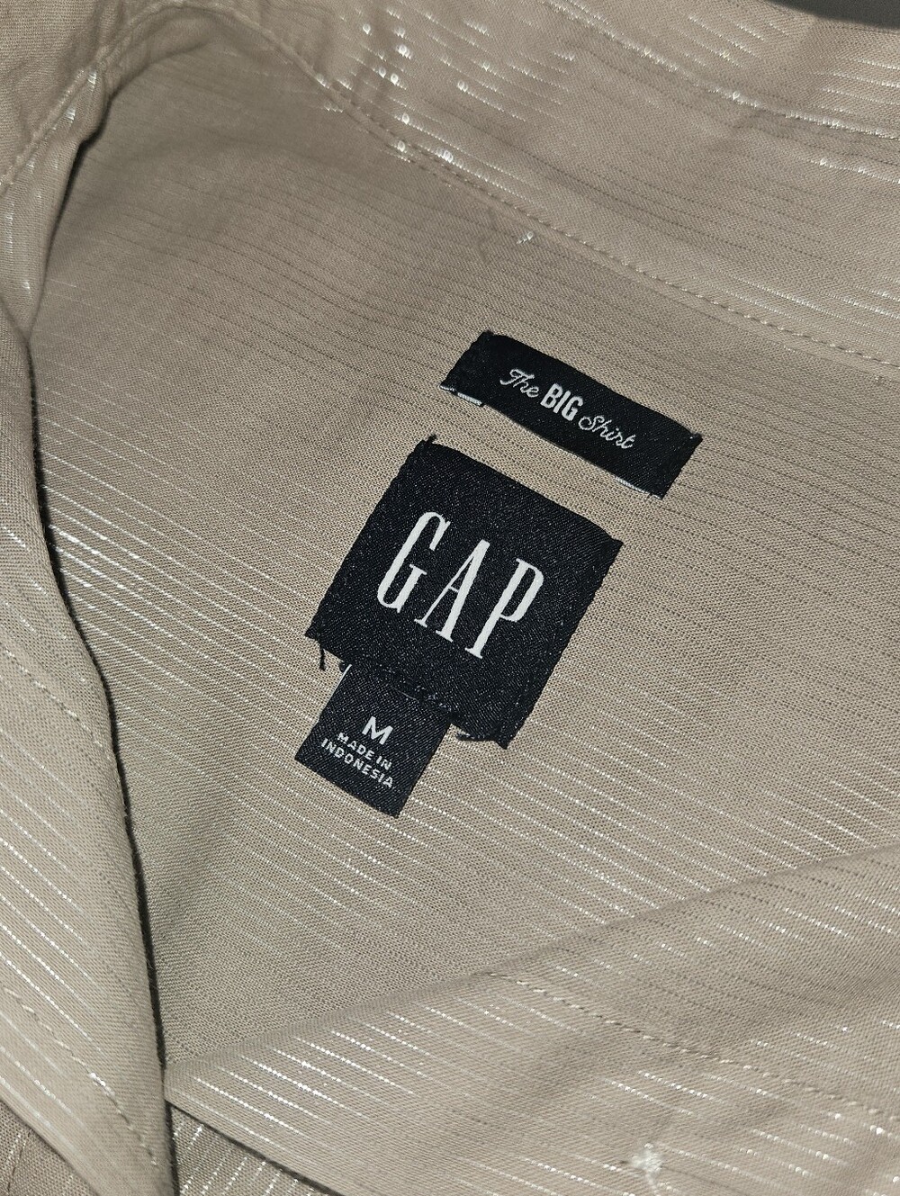 GAP The Big Shirt Women's Blouse in Light Shimmering Taupe/Mauve Sz M